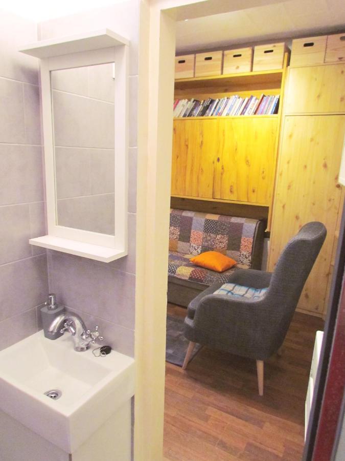 Center Studio Apartment Pula Eksteriør billede